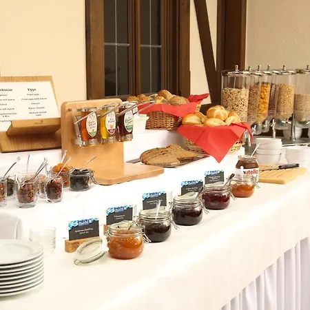 Hotel-restaurant Stern فندق