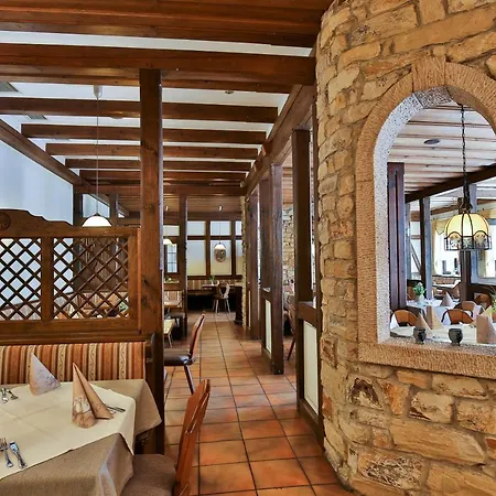 Hotel-restaurant Stern فندق غايسلفيند