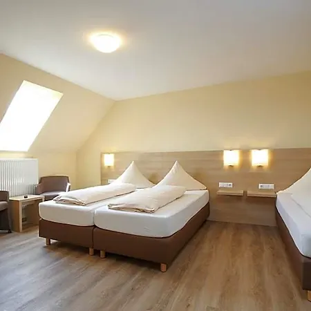 Hotel-restaurant Stern 2*