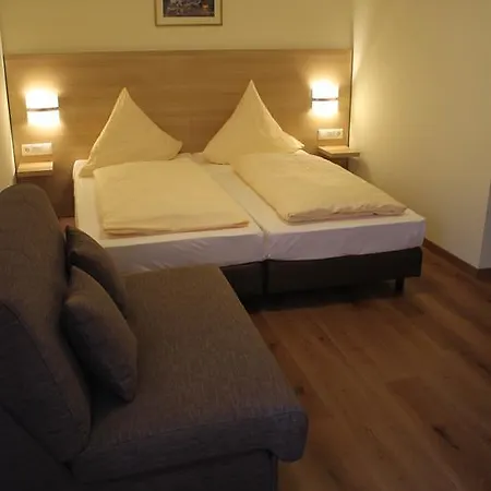 Hotel-restaurant Stern فندق غايسلفيند