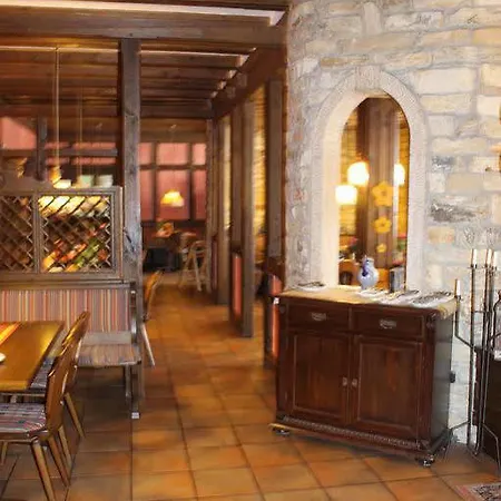 Hotel-restaurant Stern 2*